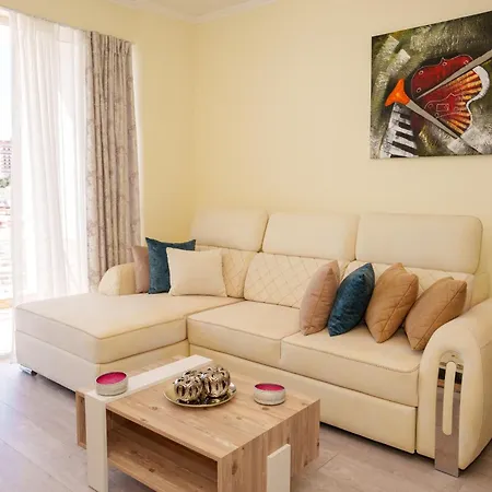 Embrace Apartment *