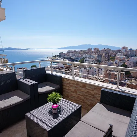 Embrace * Sarande