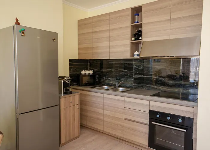 Embrace 公寓 Sarandë